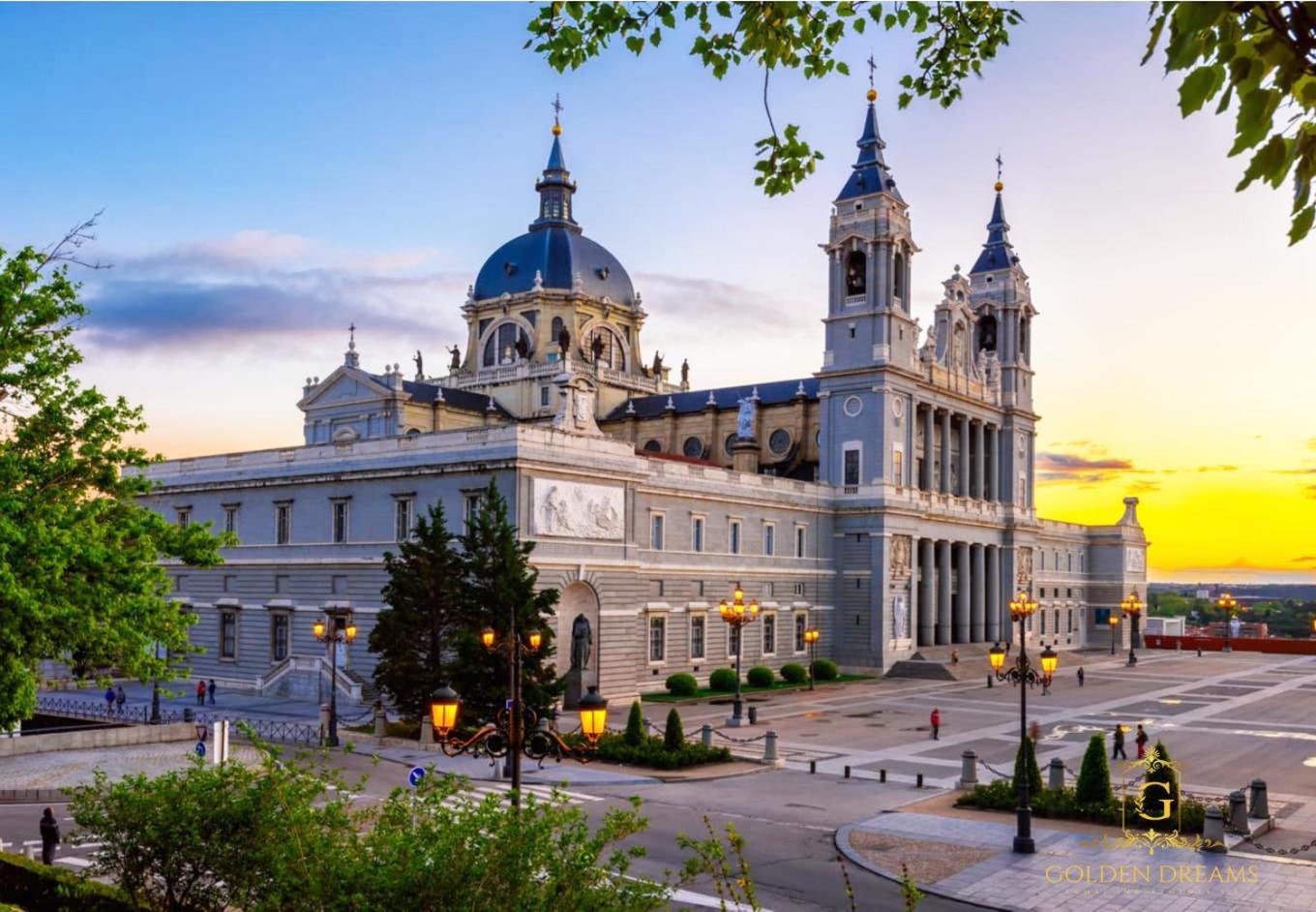 Luxe Apartment Madrid 7 Paradas De Metro De Sol Dış mekan fotoğraf